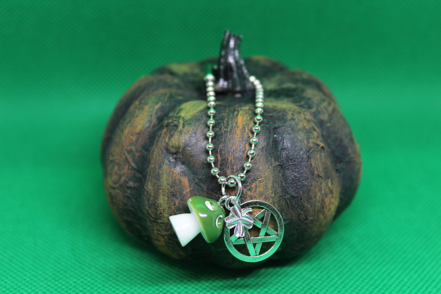 Green Mushroom Clover Pentacle Keychain Charm Zipper Pull Crystal Witch Witchy Jewelry Witchcraft Metaphysical